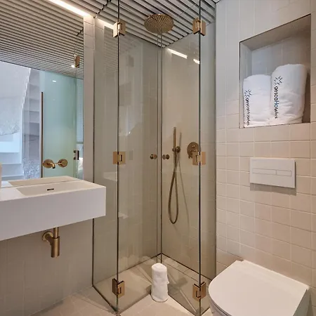 Gaio 7 Hotel *